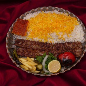 چلو کباب کوبیده