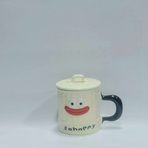 ماگ درب دار طرح لب قرمز s ohappy