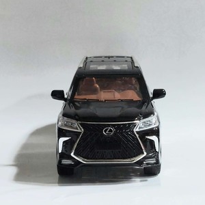 ماشین فلزی لکسوس LX600 مدل ۲۰ سانتی دودزا