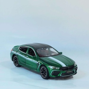 ماشین فلزی عقب کش بی ام و (M8) جعبه دار