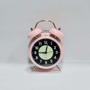 ساعت متوسط رومیزی زنگ دار شب نما رنگ پاستیلی (QUARTZ)