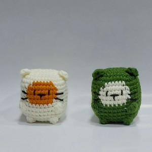 عروسک گربه فانتزی بافتنی کاموا