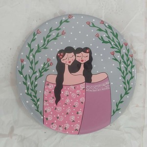 دیوارکوب سفالی قطر 20سانت دوست (روز دختر .روز تولد )