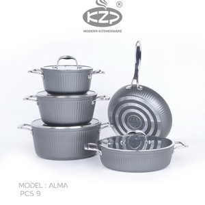 سرویس قابلمه KZP کالکشن آلما ۹ پارچه رنگ طوسی دستگیره نقره ای