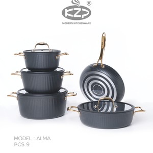 سرویس قابلمه KZP کالکشن آلما ۹ پارچه درب سیلیکونی رنگ مشکی دستگیره طلایی
