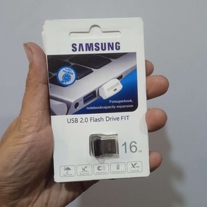 فلش مموری سامسونگ مدل FIT ظرفیت ۱۶ گیگابایت USB 2