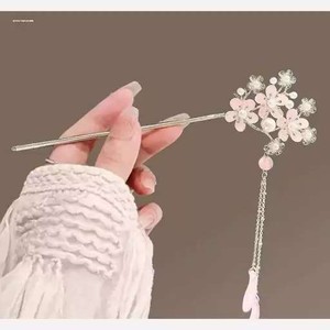 کانزاشی مو طرح سه گل بابونه آویزدار